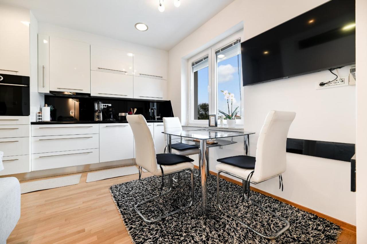 Lauris Luxury Apartment Zadar Exteriör bild