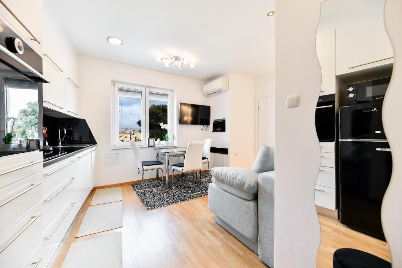 Lauris Luxury Apartment Zadar Exteriör bild
